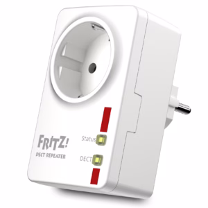FRITZ!DECT Repeater 100 – DECT-Funkreichweite für die Freiwillige Feuerwehr Eichgraben DECT Feuerwehr Eichgraben: FRITZ!DECT Repeater 100 mit Status- und DECT-LED sowie integrierter Steckdose – erweitert die Funkreichweite im Feuerwehrhaus, bereitgestellt von FRITZ! GmbH